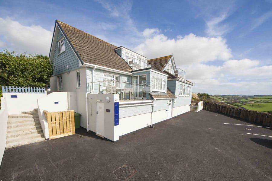 Mawgan Porth Apartments Breaks In Cornwall