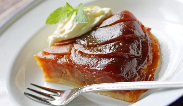 Classic apple tarte tatin