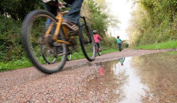 Camel Trail cycling family